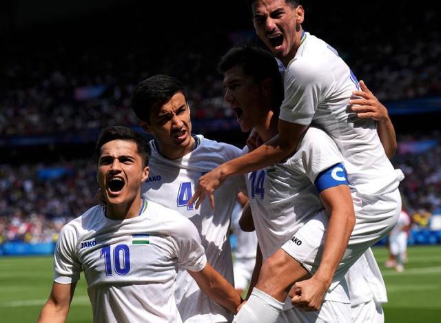 直播入口-亚洲男足巴黎奥运惊艳首秀 三队均有尖子生坐镇