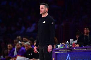 注册投注-雷迪克：球队今晚看起来疲惫 我们没能保持住比赛初段的那种强度